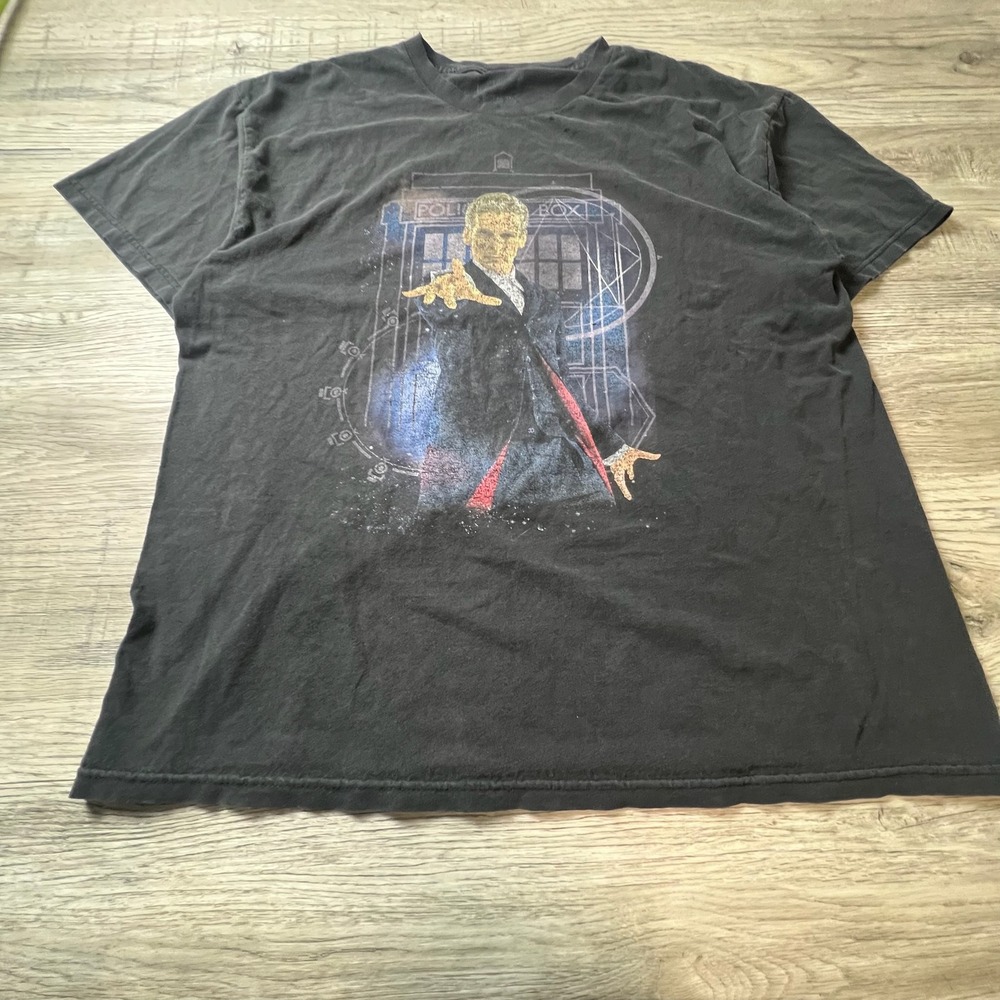 Doctor Who T Shirt Mens XL Black 12th Doctor Peter Capaldi TARDIS Graphic Tee